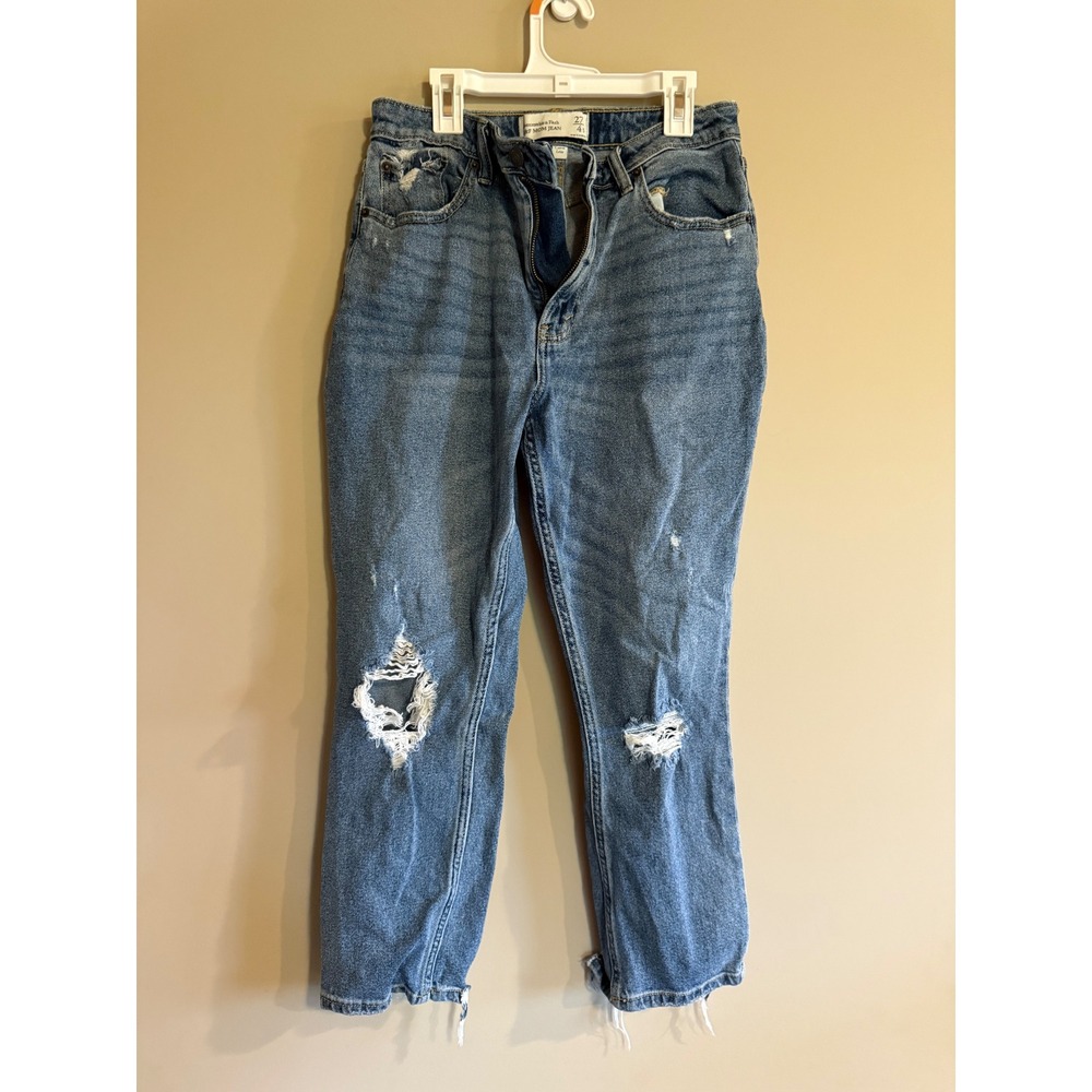 Abercrombie & Fitch Curve Love Mom Jeans 27 4S Distressed High Rise Medium Wash